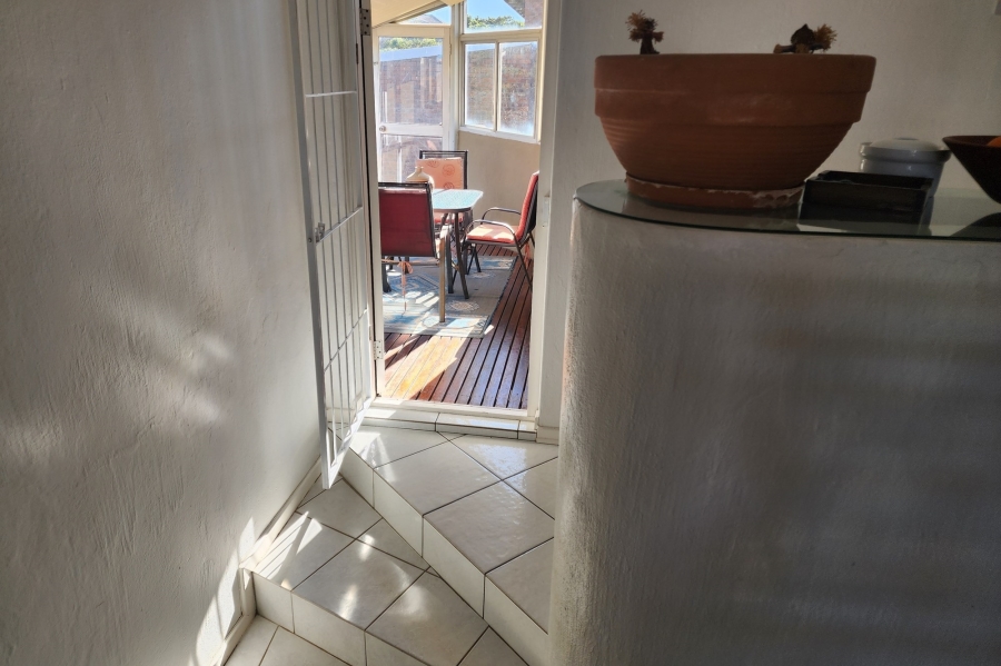 4 Bedroom Property for Sale in Wavecrest Eastern Cape